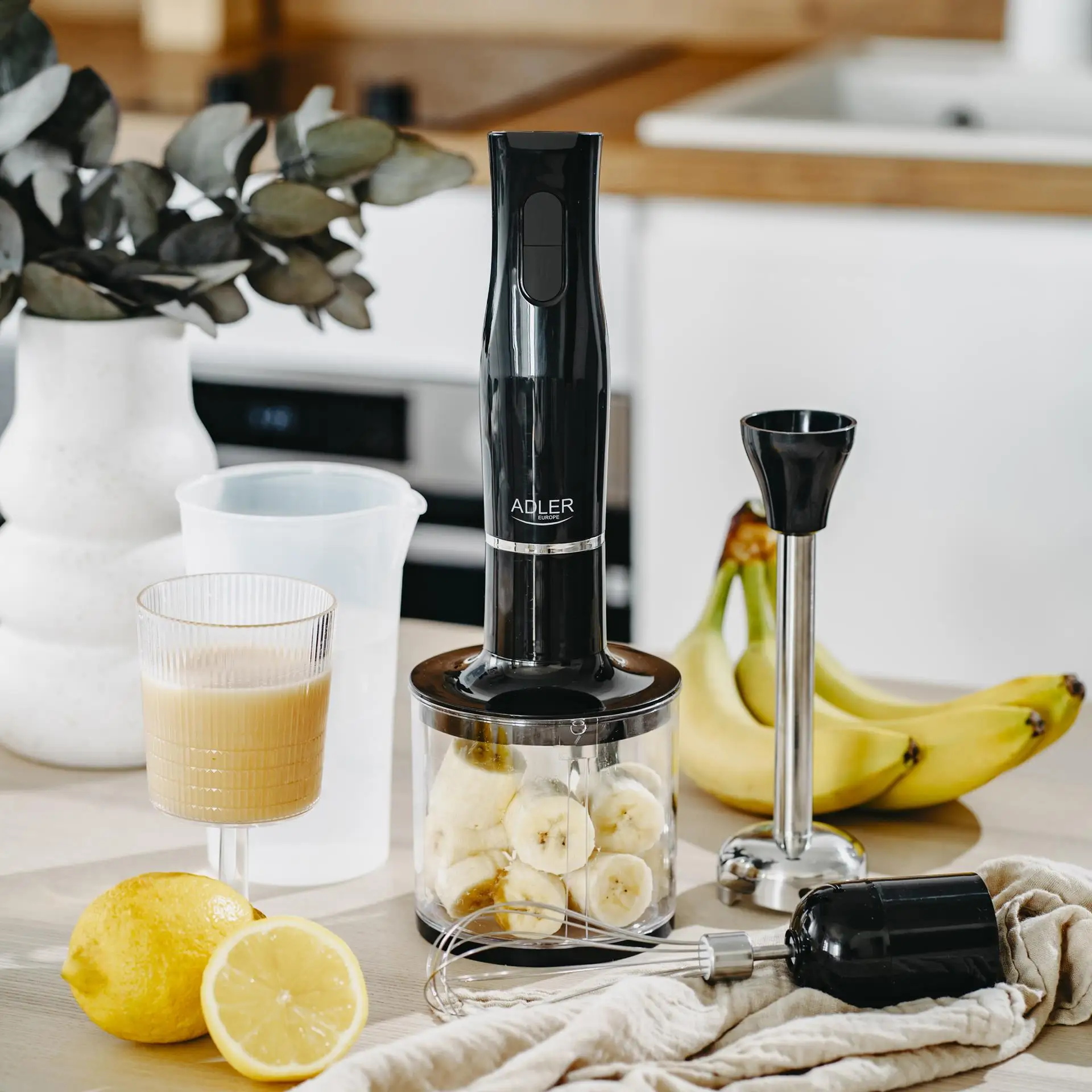 800W, 4 in 1 hand blender with accessories, stainless steel, black, versatile and compact for any kitchen