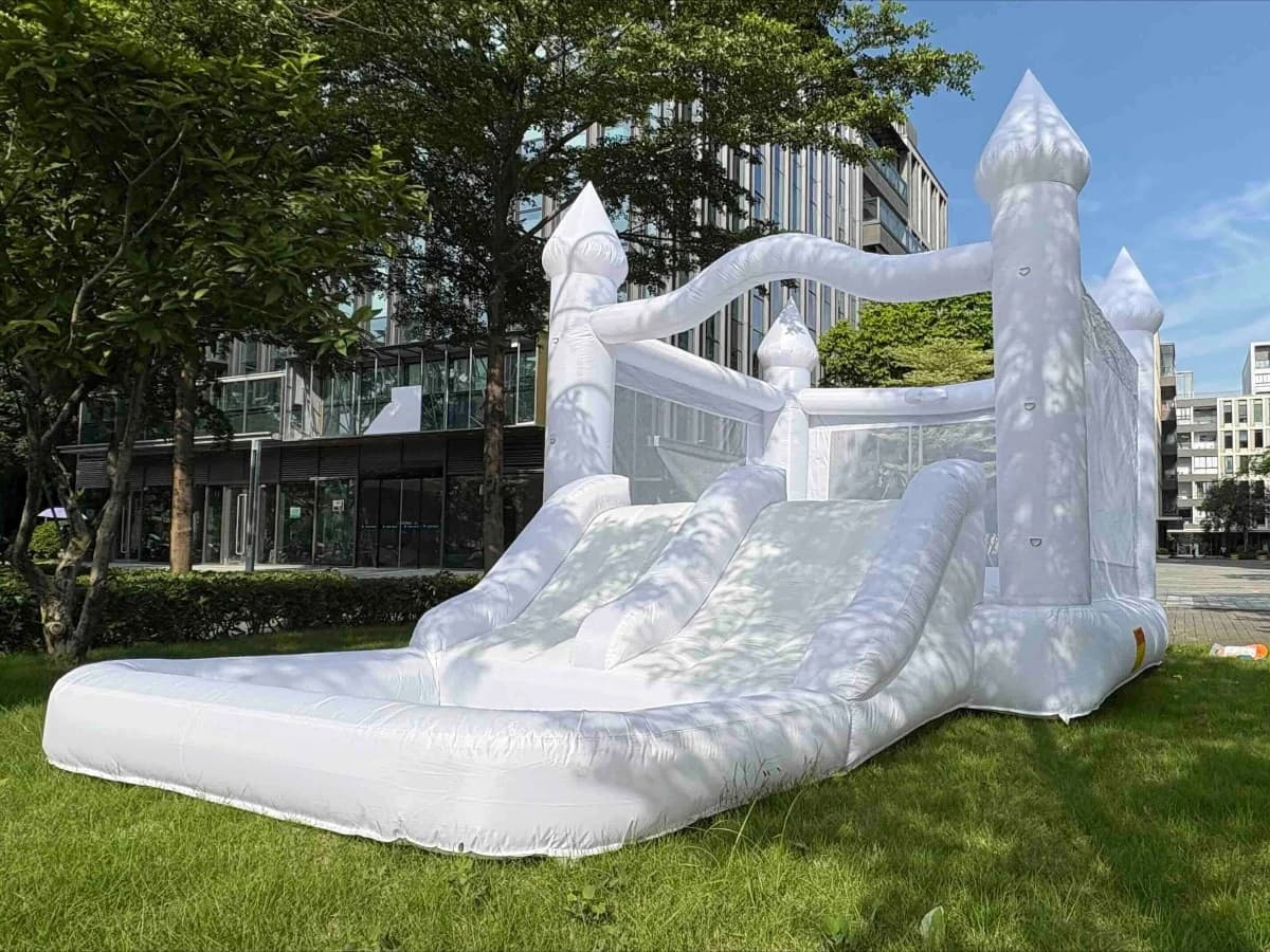 White Bouncy Castle Jumping House Slide for Kids Bouncy House with For Children Outdoor Toys with Blower Air Pump Wedding Toys